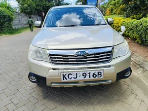 Subaru Forester 2.5X Premium 2010 Gold