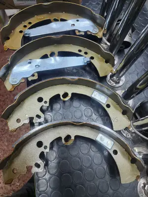 Toyota Hilux Vigo Gun135/Kun25/Kun35, Fortuner Brake Shoe 04495-0k120