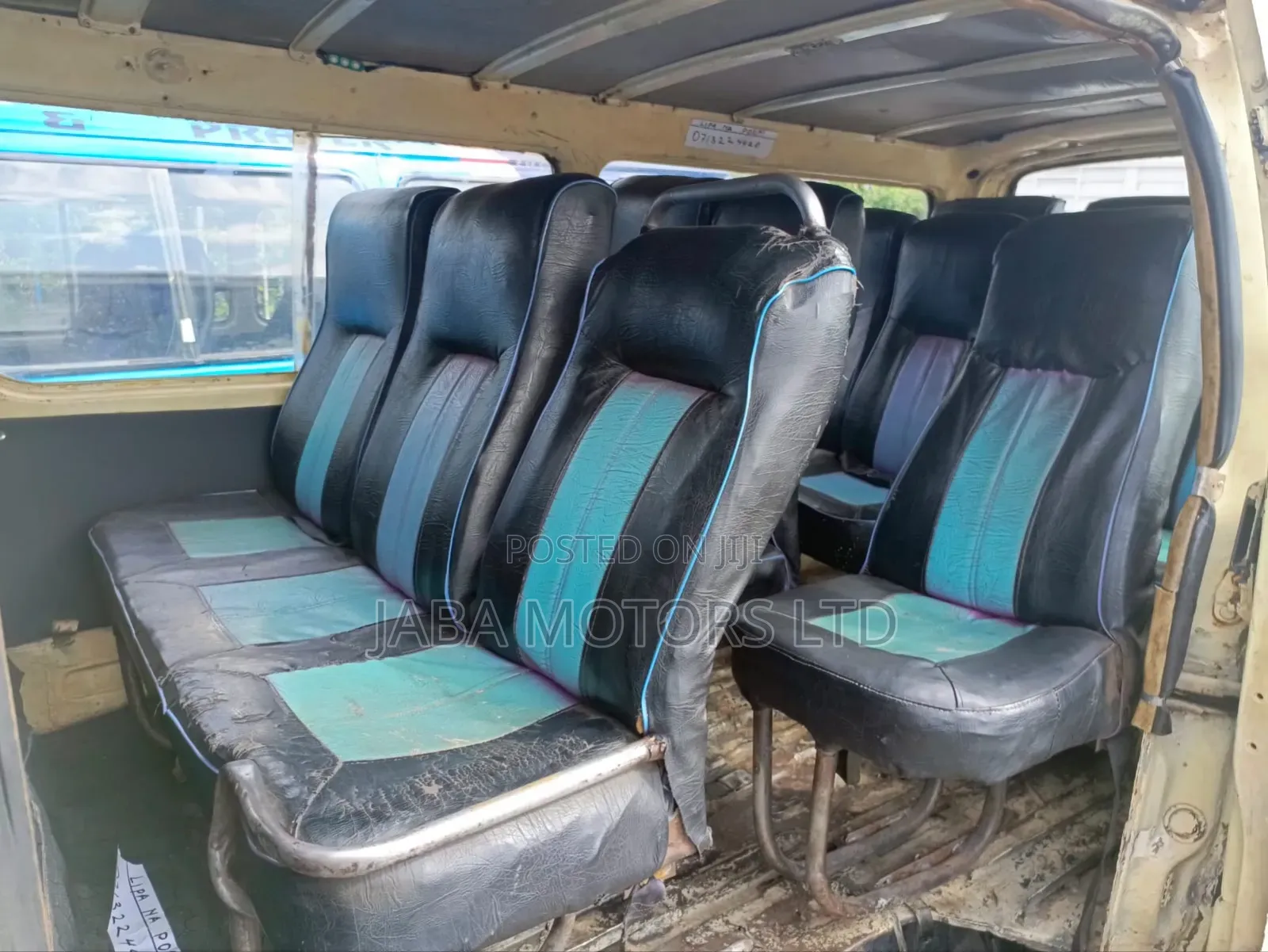 Toyota HiAce 2000 White