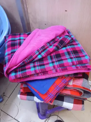 Masaai Shuka With Fleece