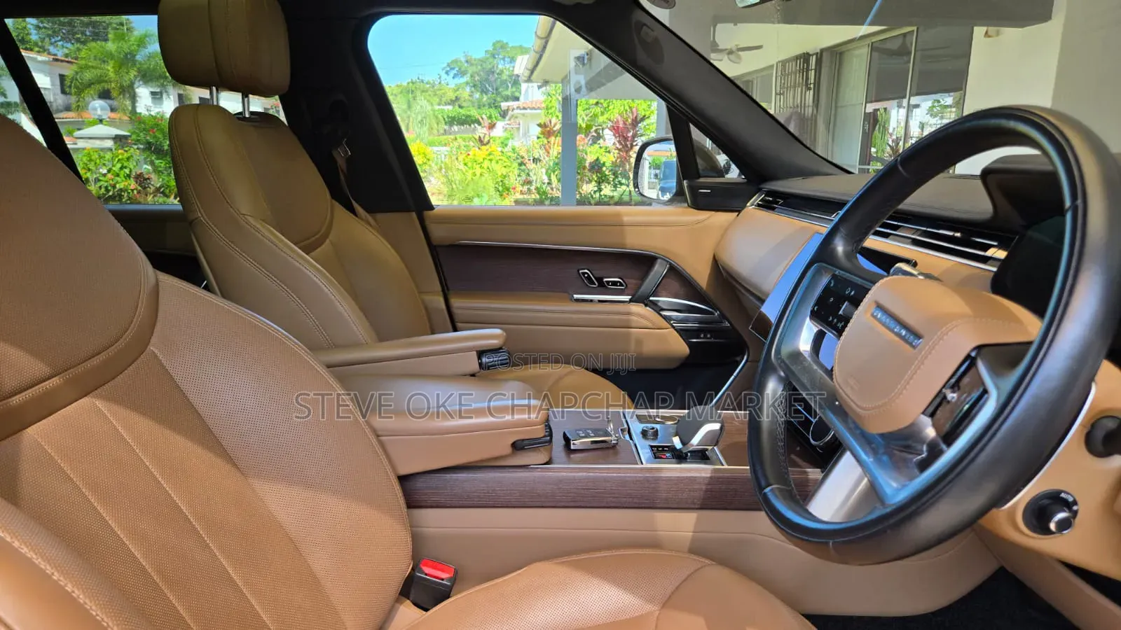 Land Rover Range Rover P400 SE SWB 2022 Black