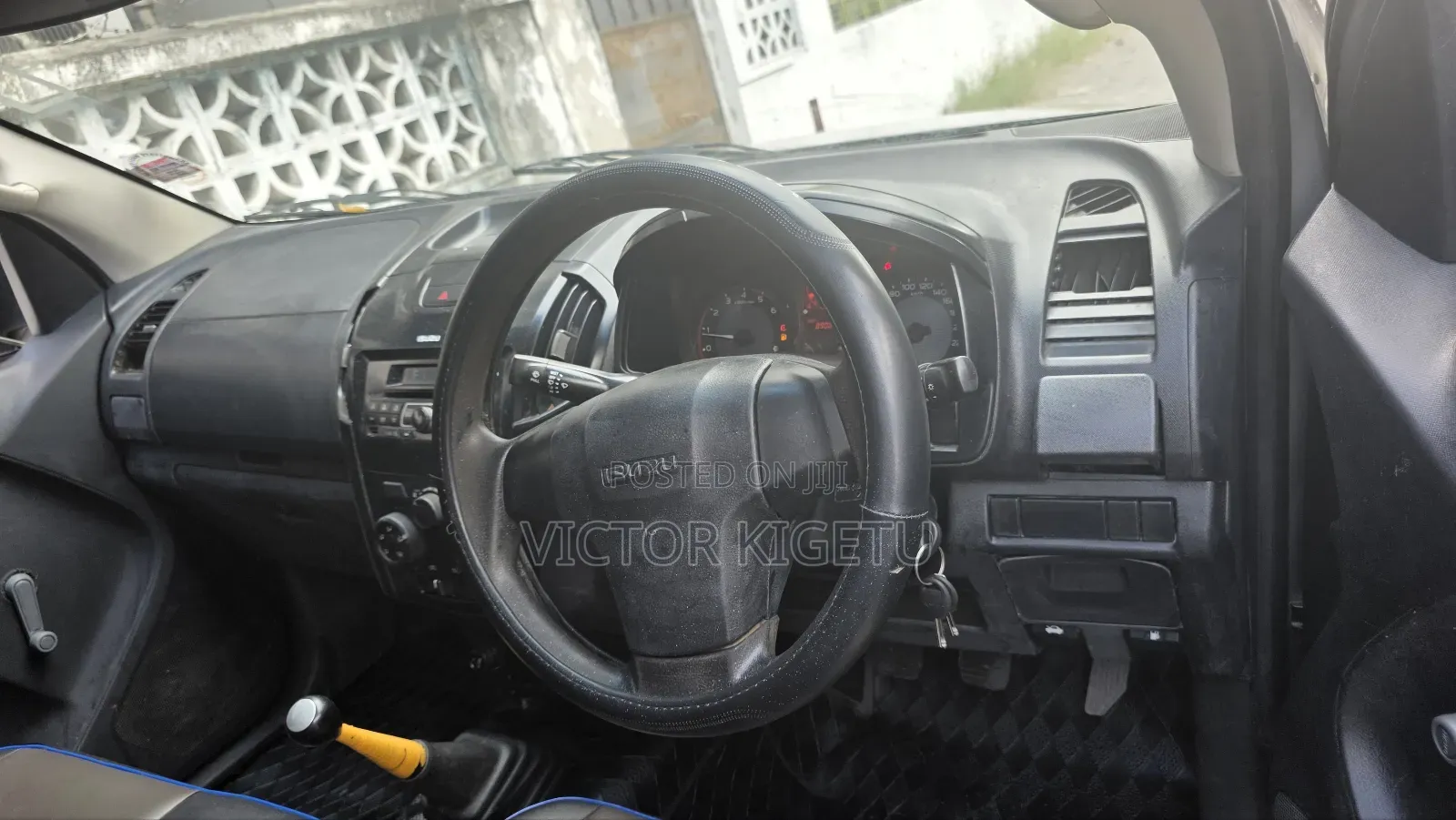 Isuzu D-MAX 2021 Silver