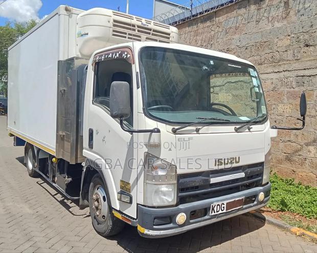 Isuzu Elf,2014model,3000cc Diesel, Manual Transmission and Fridge! - thumbnail 3