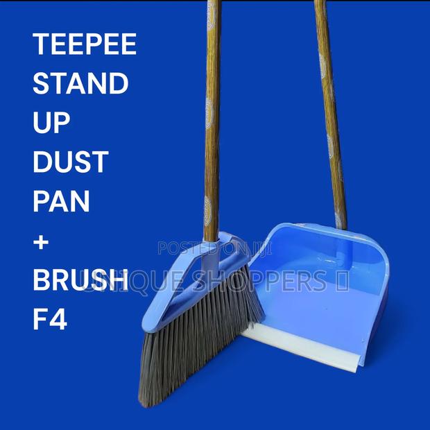 Teepee Stand-Up Dustpan With Brush - thumbnail 2