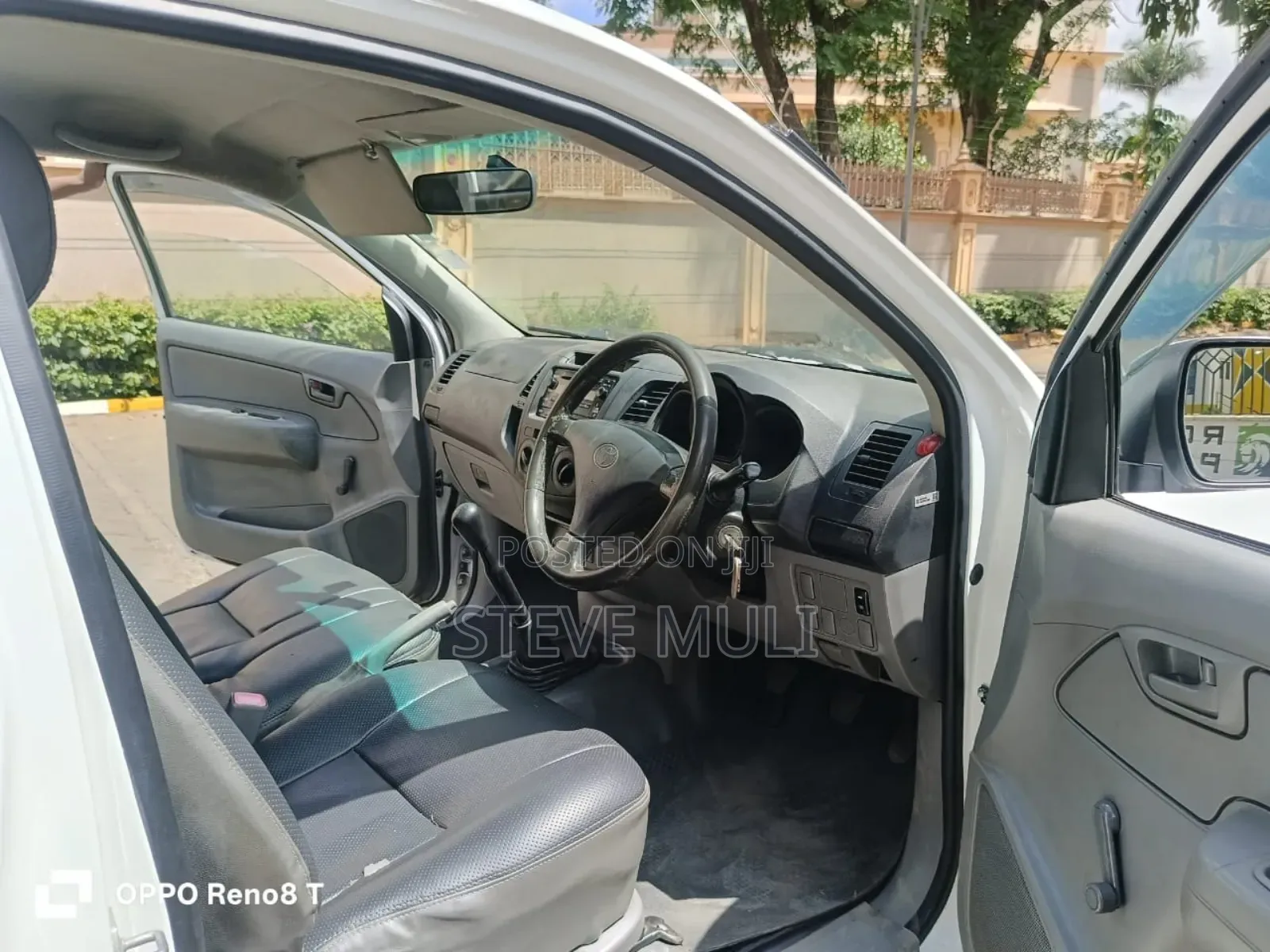 Toyota Hilux 2.5 D-4D SRX 2012 White
