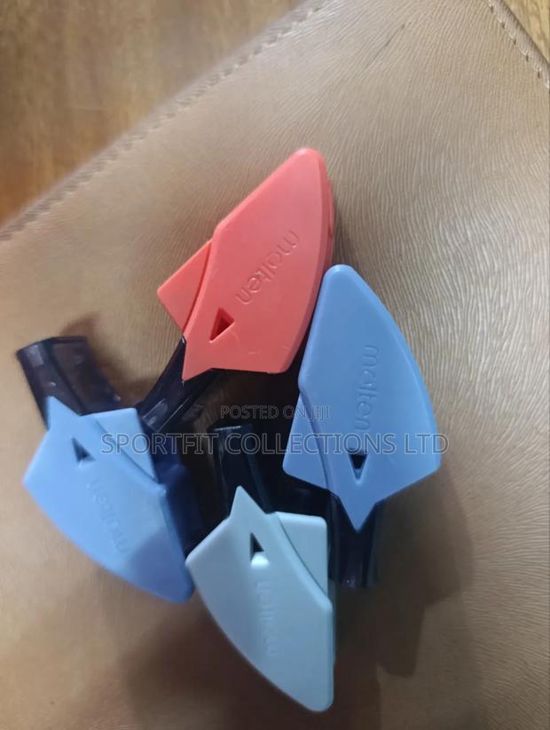 Whistles Dolphin F - thumbnail 3