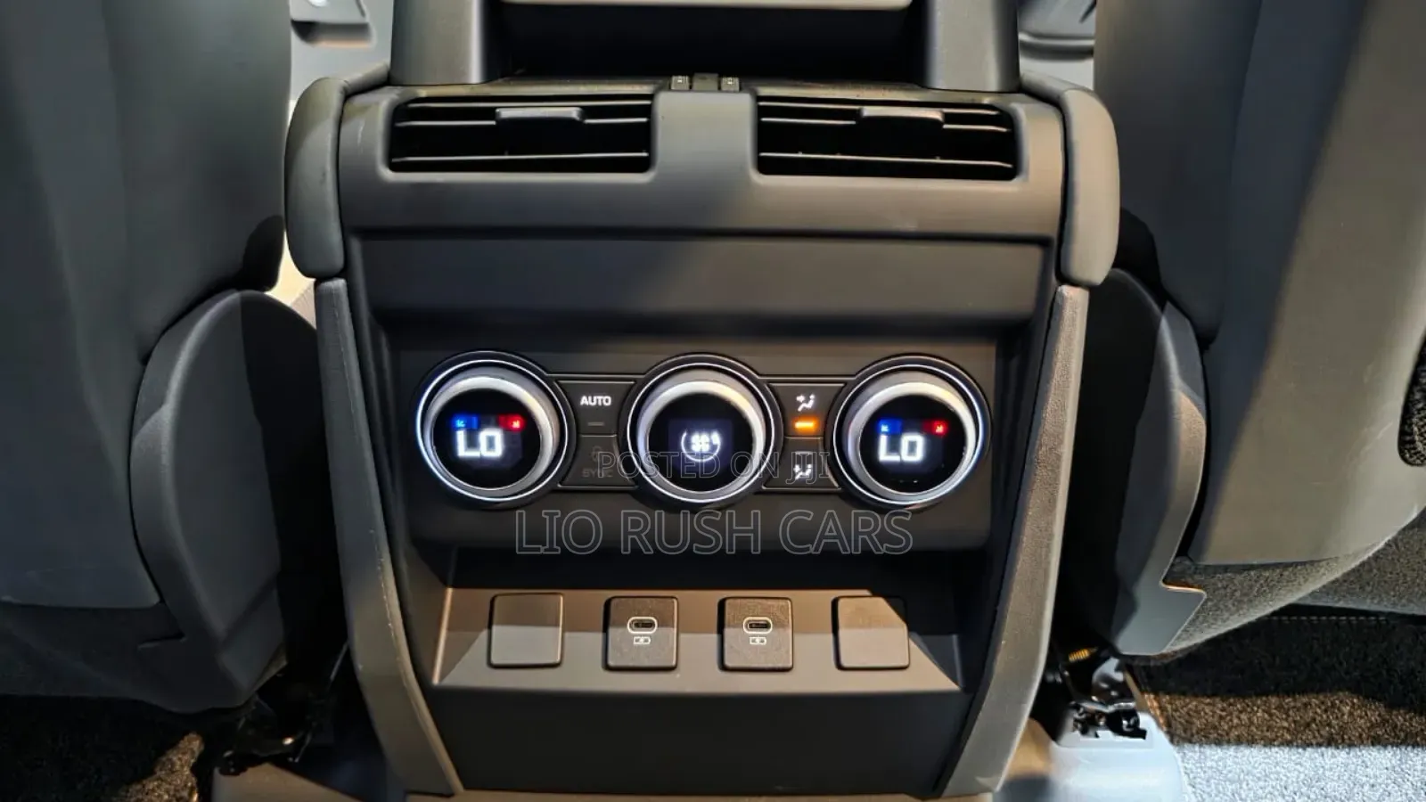 Land Rover Defender 2023 Black