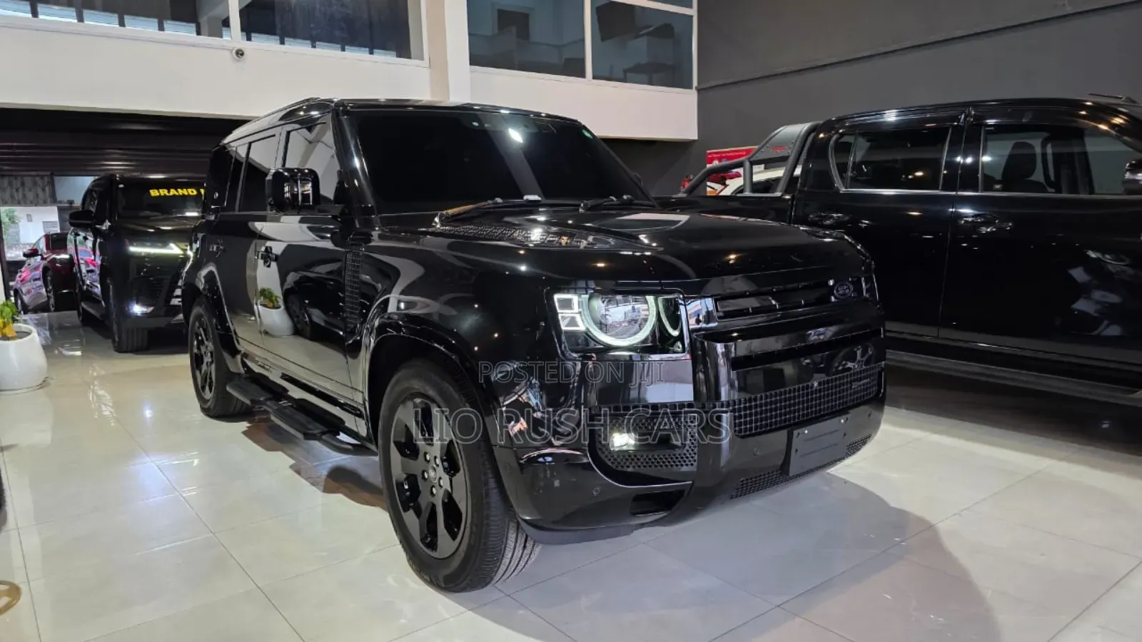 Land Rover Defender 2023 Black