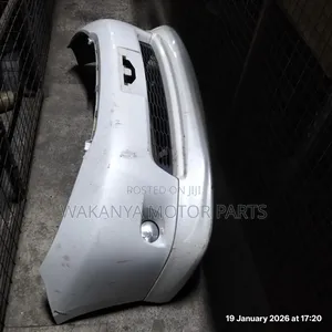 Toyota Isis Model 2008 Front Bumper Complete With Body Kit and Fogs