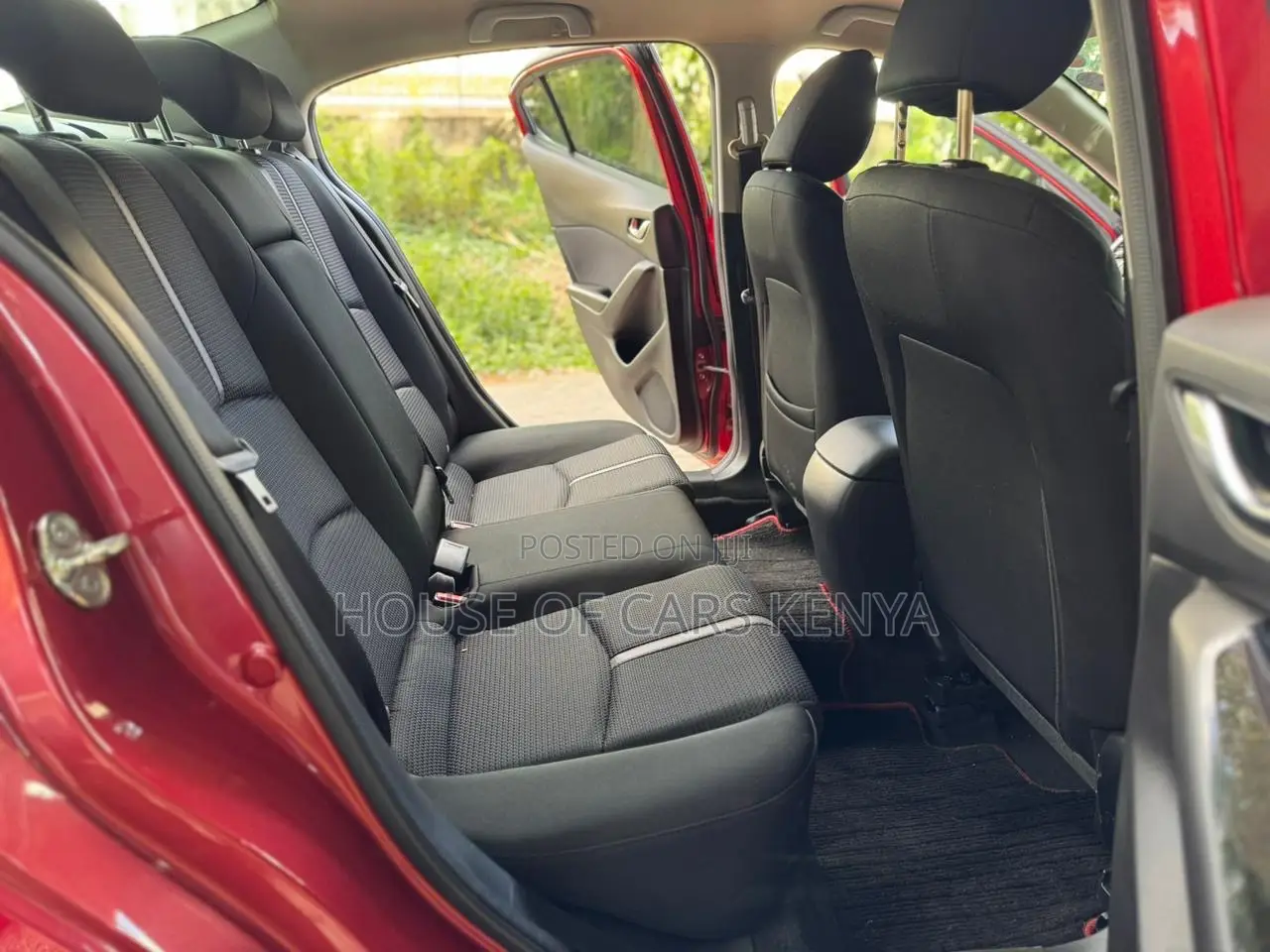Mazda Axela 2018 Red