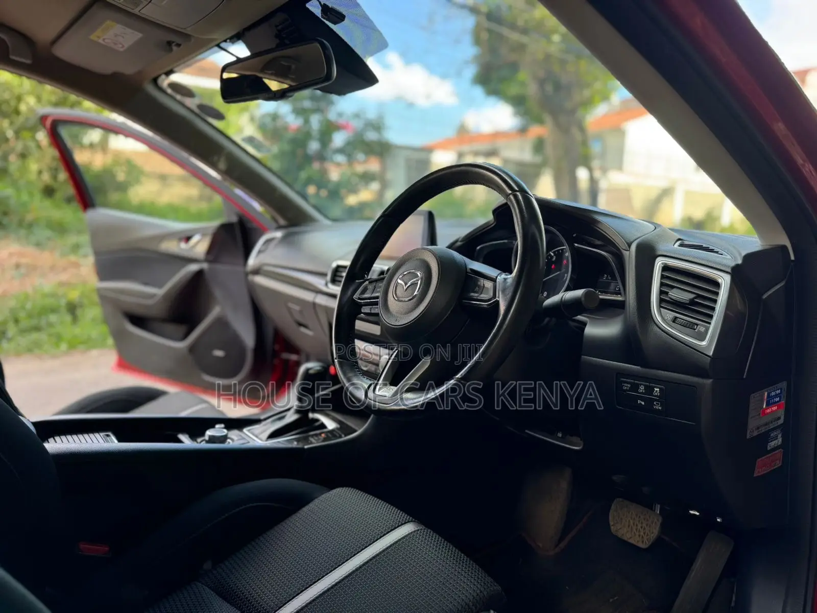 Mazda Axela 2018 Red