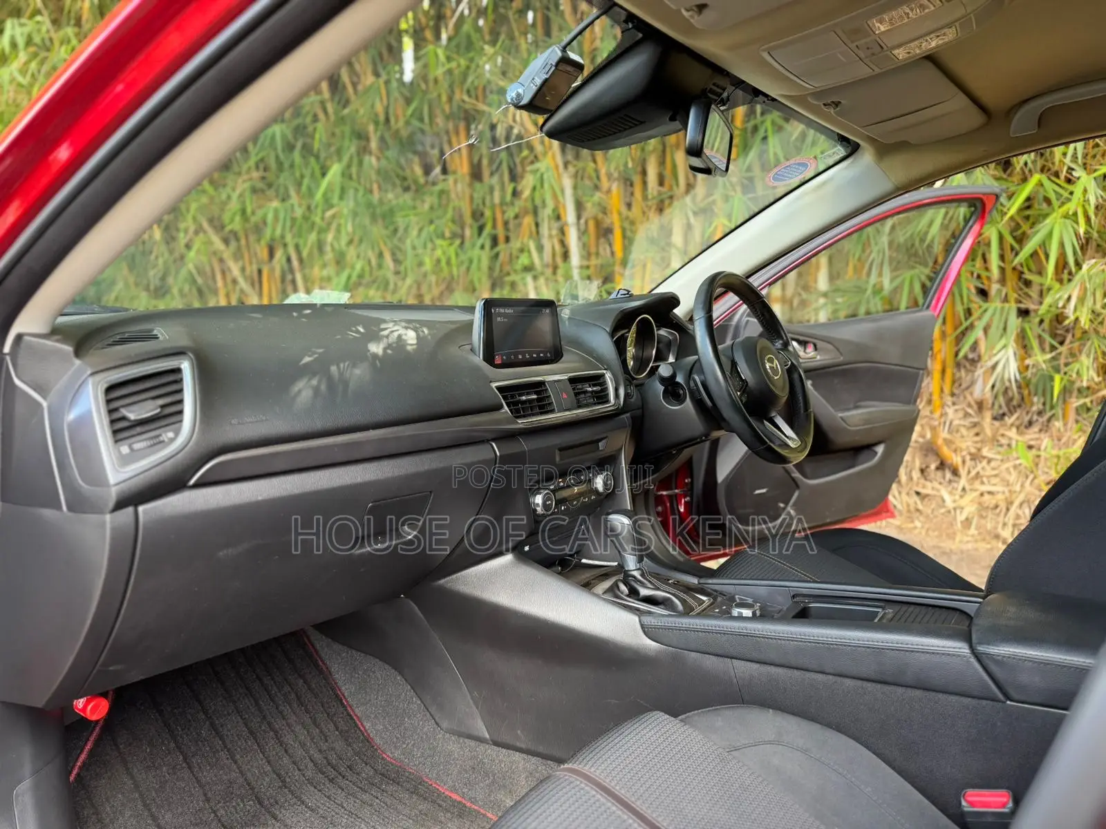 Mazda Axela 2018 Red