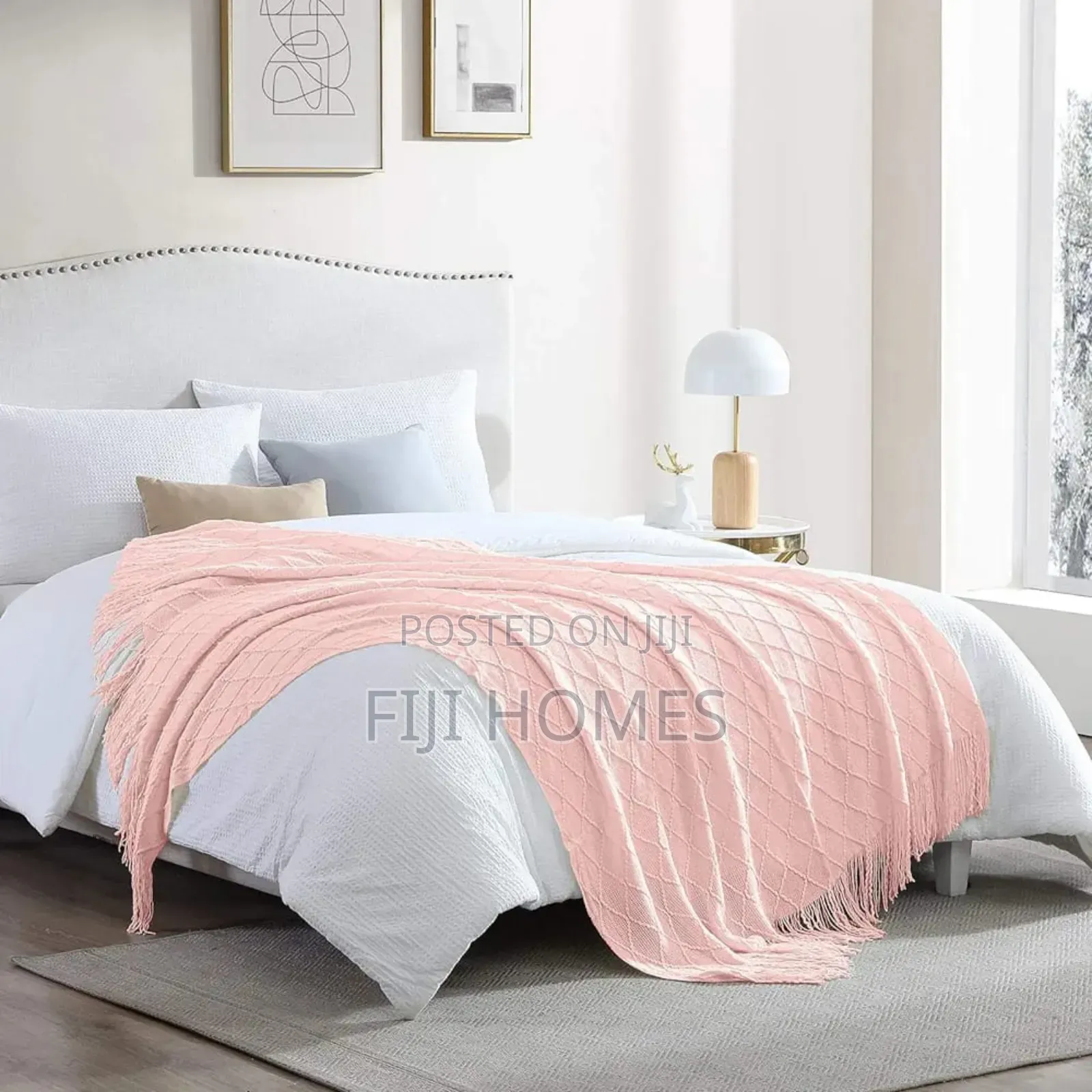 High-Quality Knitted Throw Blankets With Tassels - 130 by 180 Cm