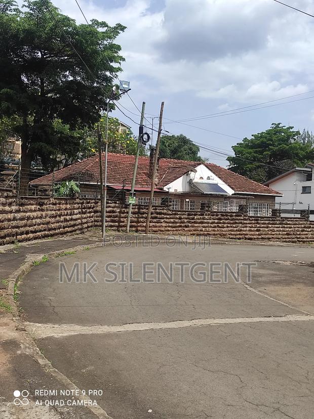 6bdrm Bungalow in Kilimani for sale - thumbnail 3