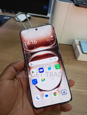 New Oppo Reno12 Pro 5G 256 GB Gold