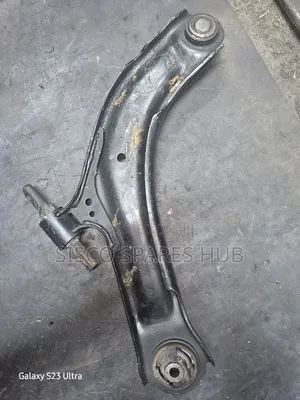 Arm Nissan Serena