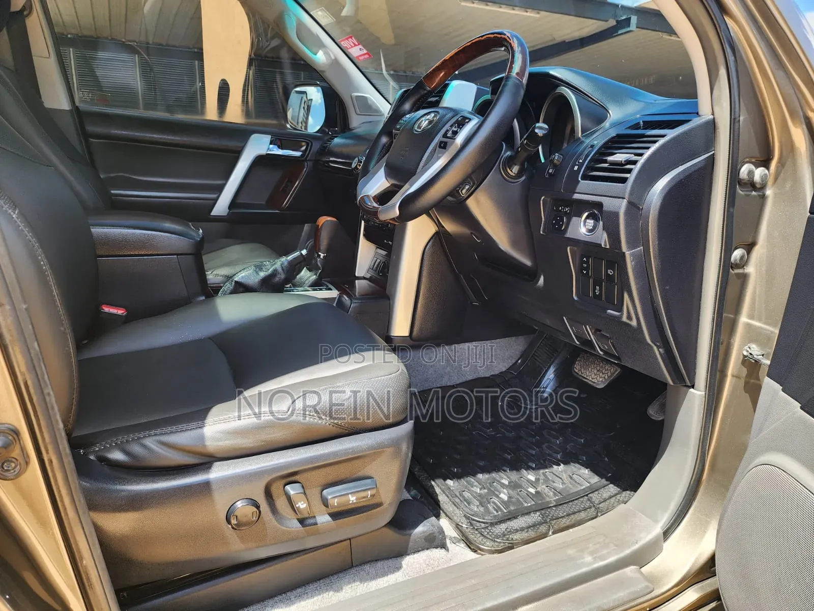 Toyota Land Cruiser Prado 2013 Brown