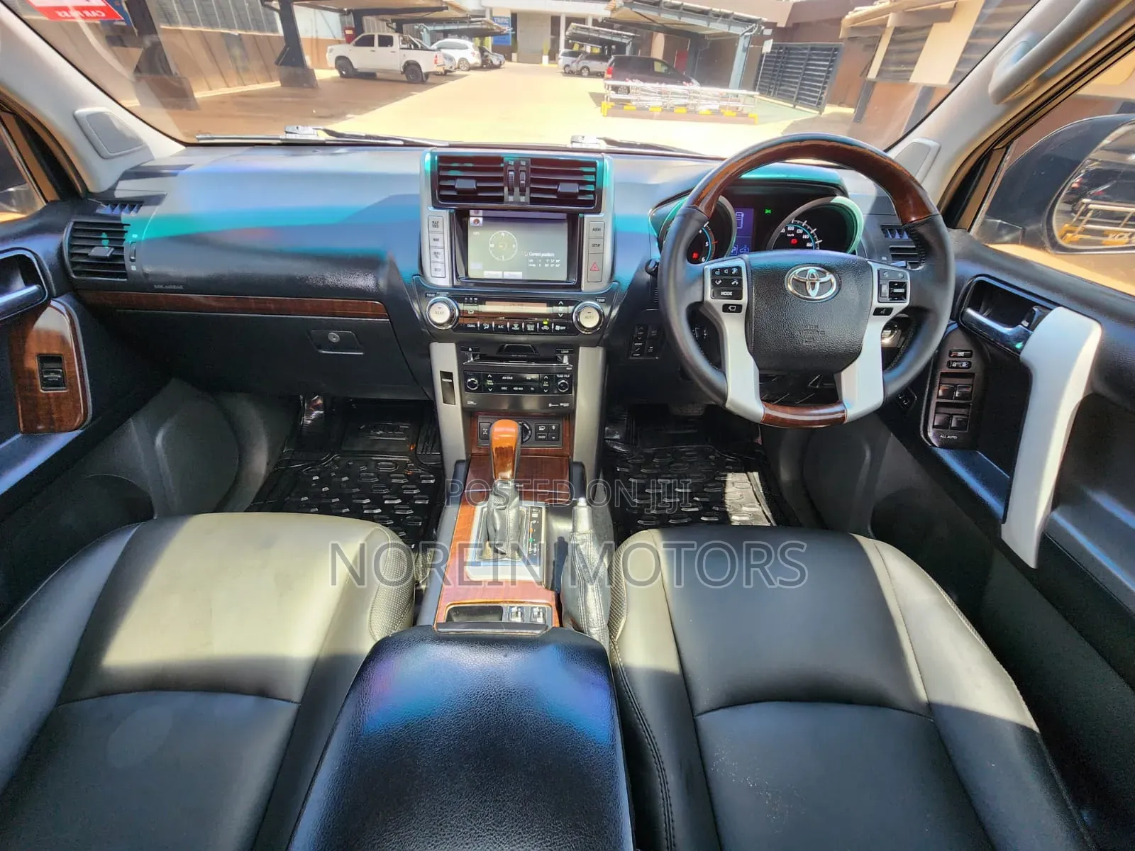 Toyota Land Cruiser Prado 2013 Brown