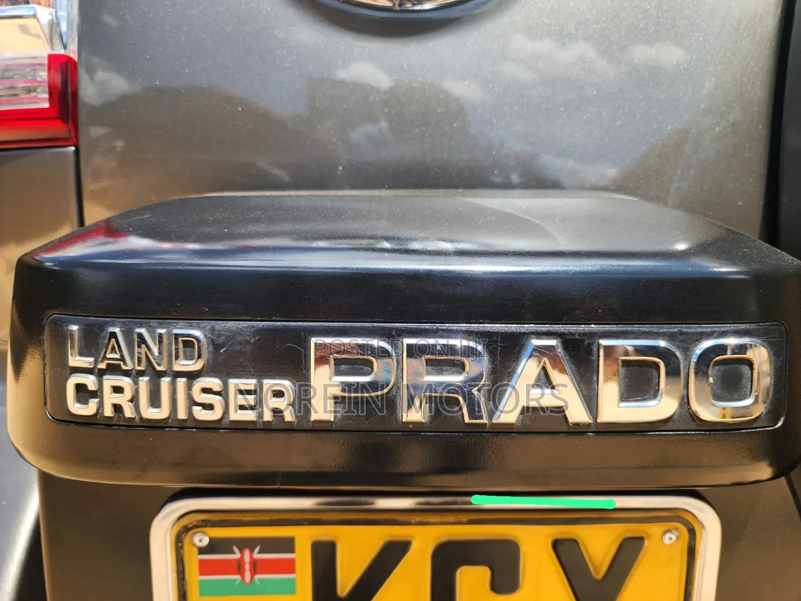 Toyota Land Cruiser Prado 2013 Brown