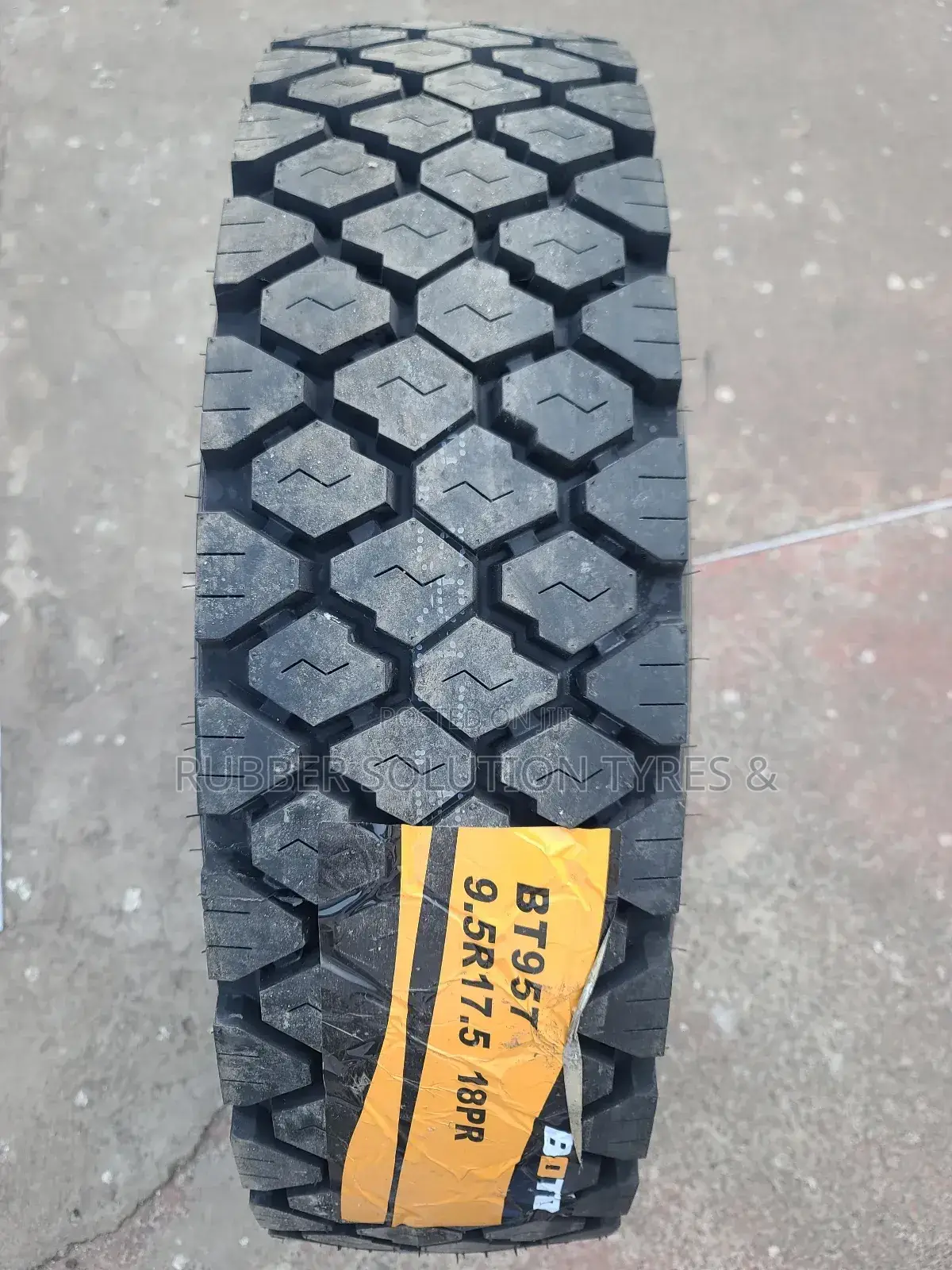 9.5r17.5 Boto Tires