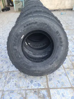 9.5r17.5 Boto Tires