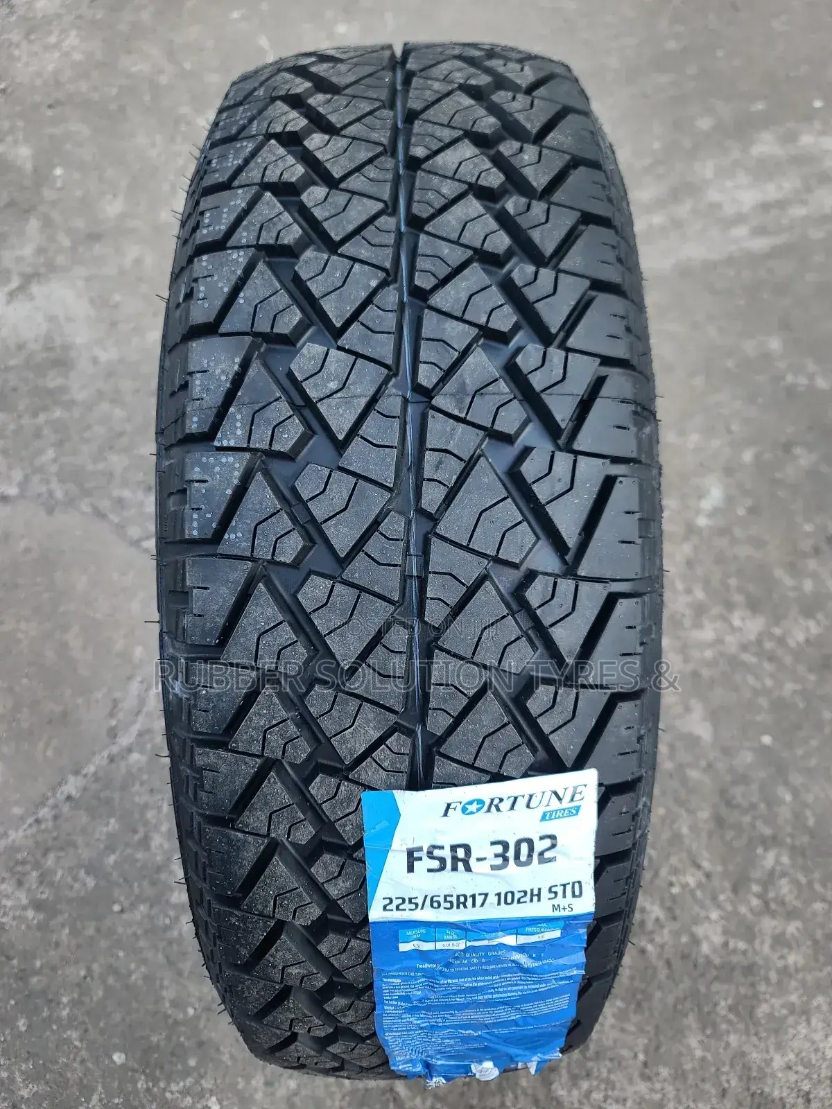 225/65r17 Fortune Tyres 102 H [All-Terrain ]