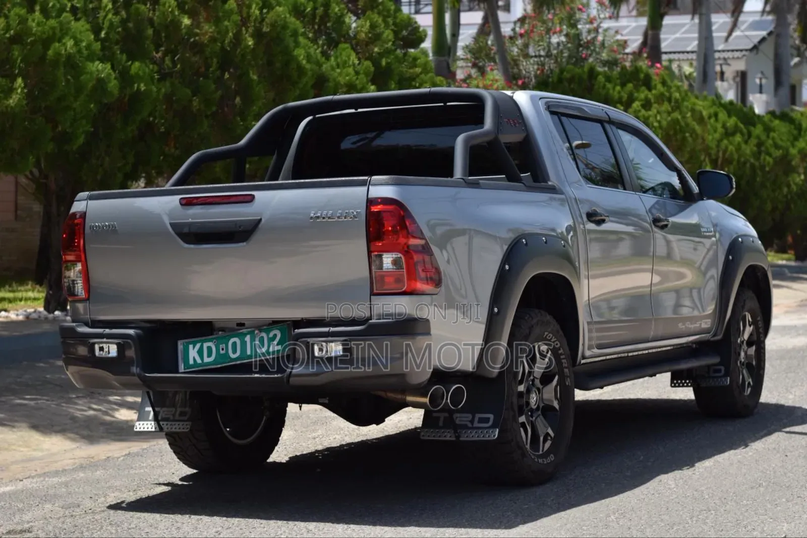 Toyota Hilux 2020 Silver