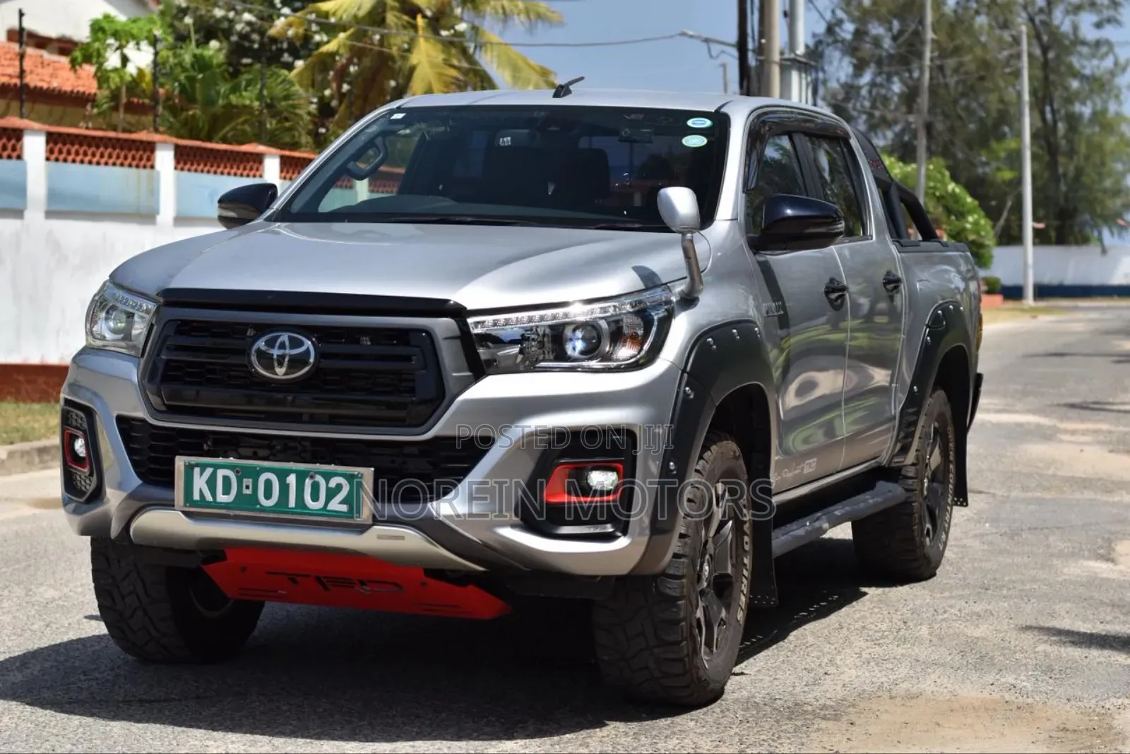 Toyota Hilux 2020 Silver