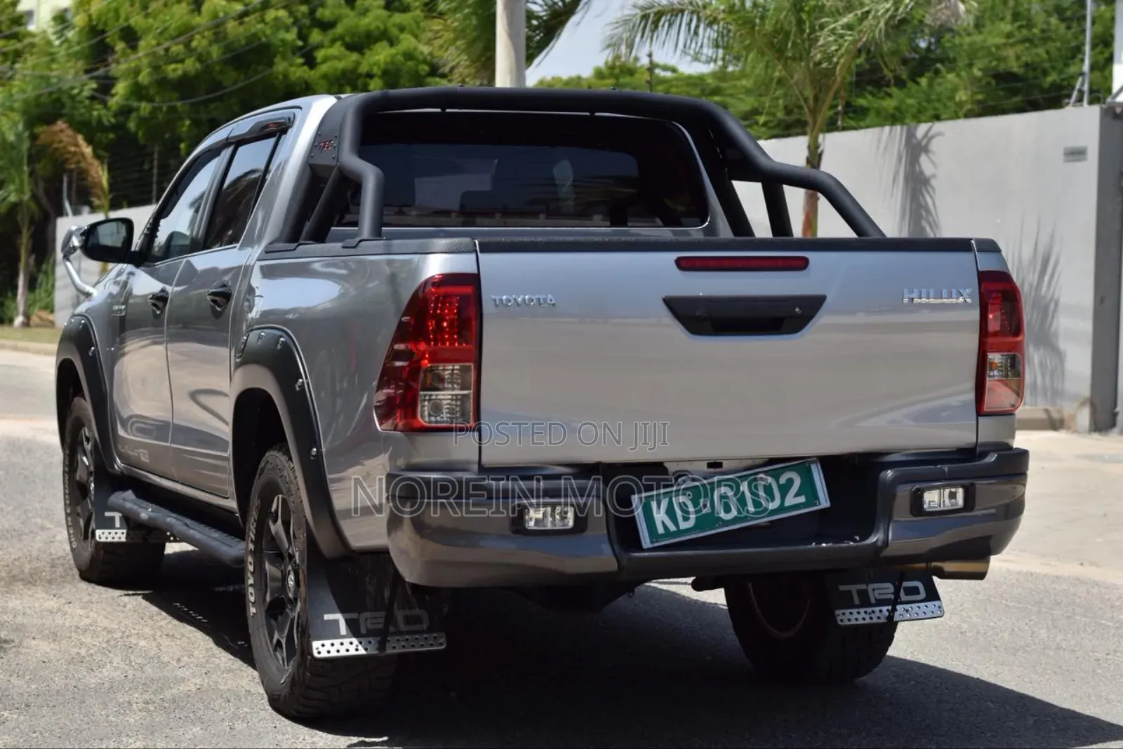 Toyota Hilux 2020 Silver