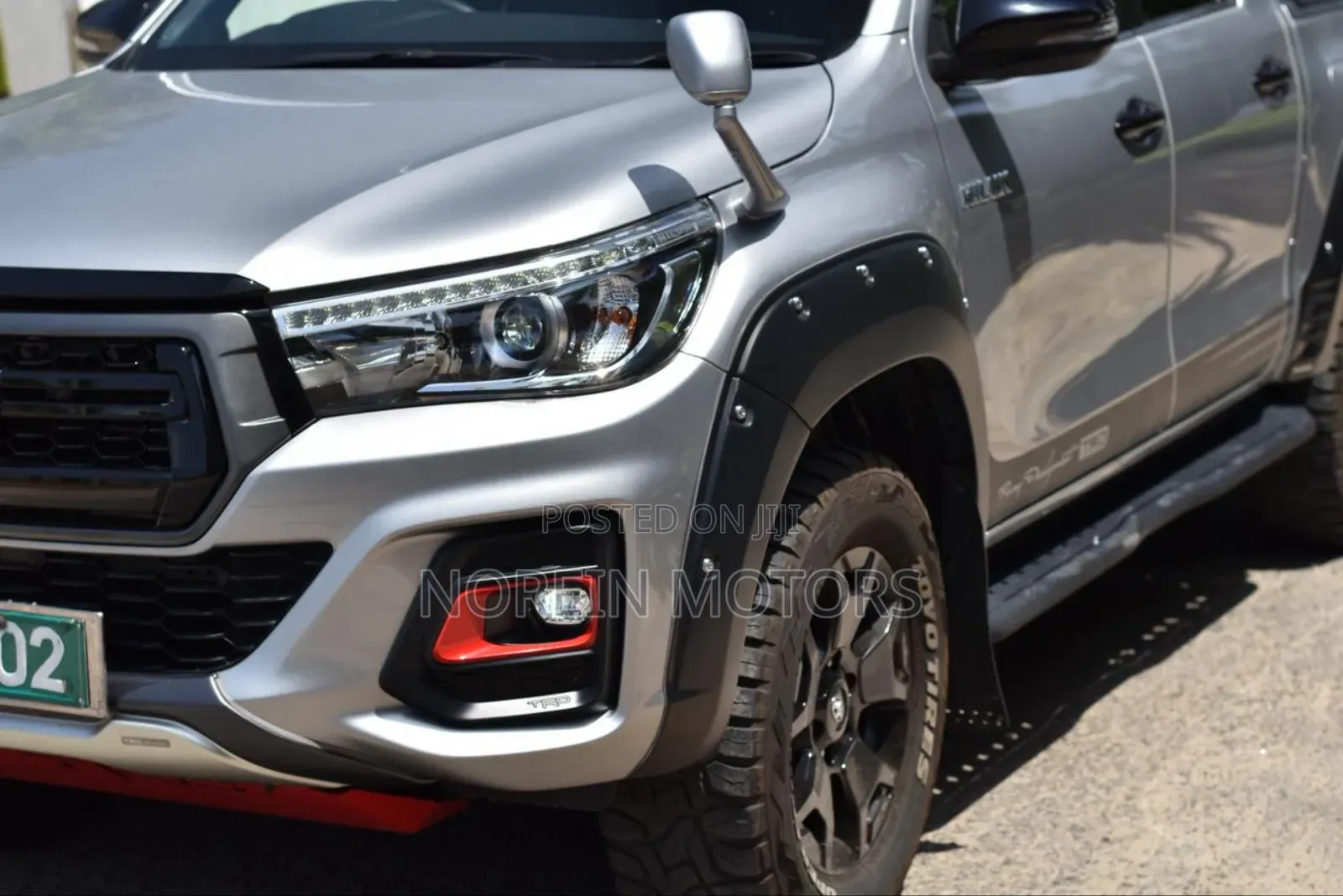 Toyota Hilux 2020 Silver