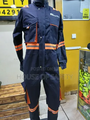 Maximum Security Zippers Increasing Capacity for Holding Job Tools