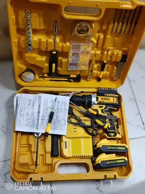 Professional Cordleset 2 Batteries /Cordless Dewalt Drill