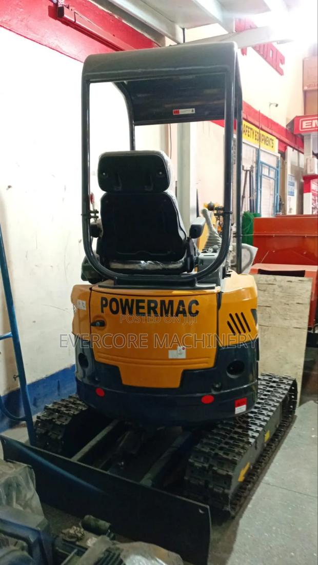 Commercial Diesel Mini Crawler Excavator 24kw Chain Type - thumbnail 4