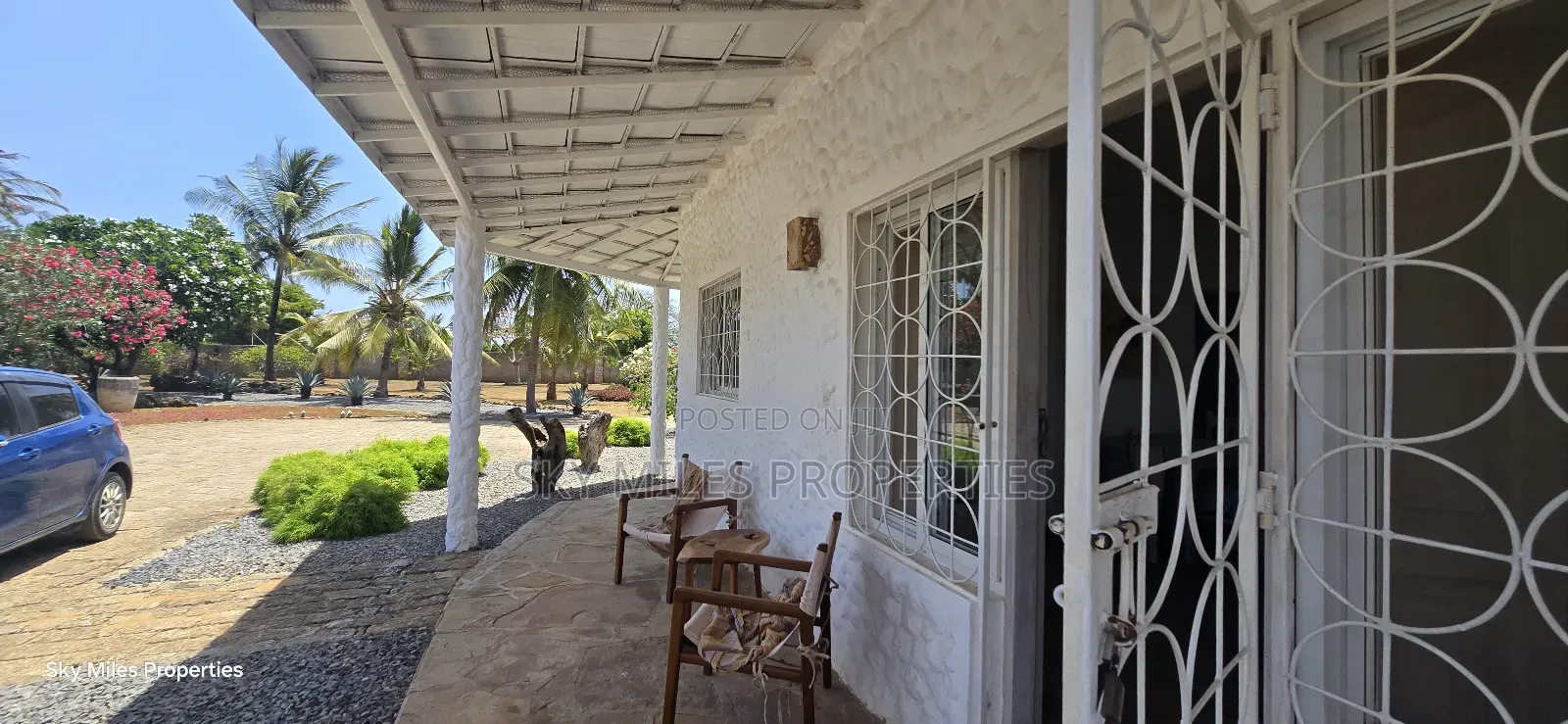 Furnished 3bdrm Villa in Kikambala for sale