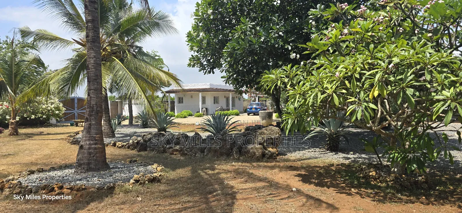 Furnished 3bdrm Villa in Kikambala for sale