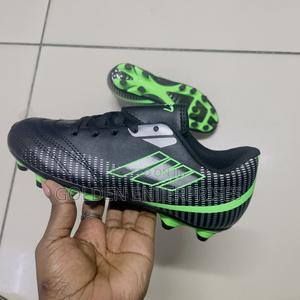 Black Green Kids Football Boots 31-36 - thumbnail 2