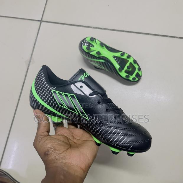 Black Green Kids Football Boots 31-36 - thumbnail 3