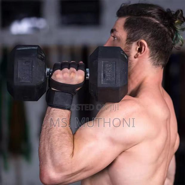 Half-Finger Weightlifting / Gym Gloves With Wrist Support - thumbnail 6