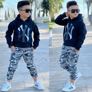 Kids Outfits - main view