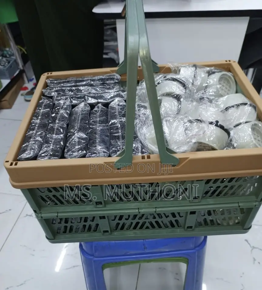 1pc Foldable /Collapsible Storage Basket.