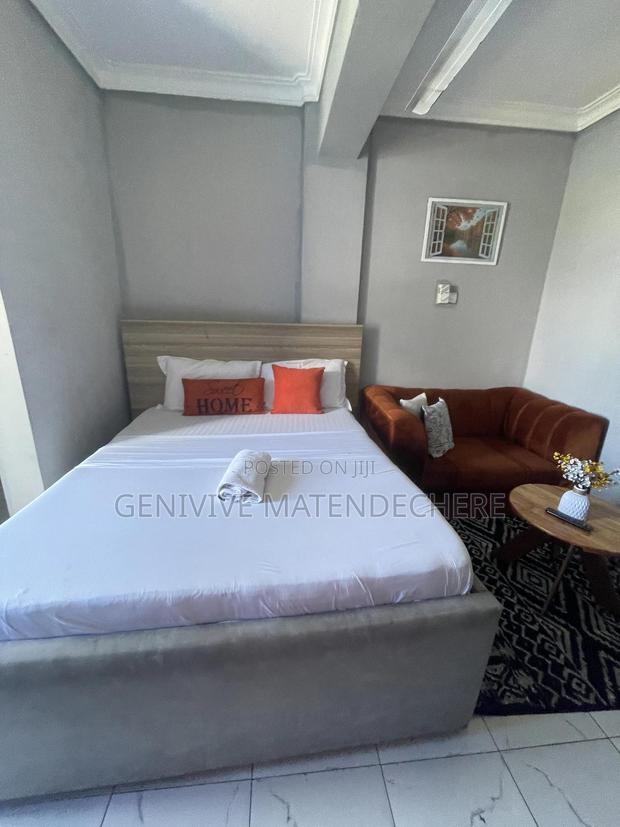 Amazon View - thumbnail 3