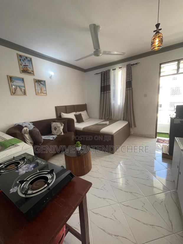 Studio in Bamburi Near the Beach - main view