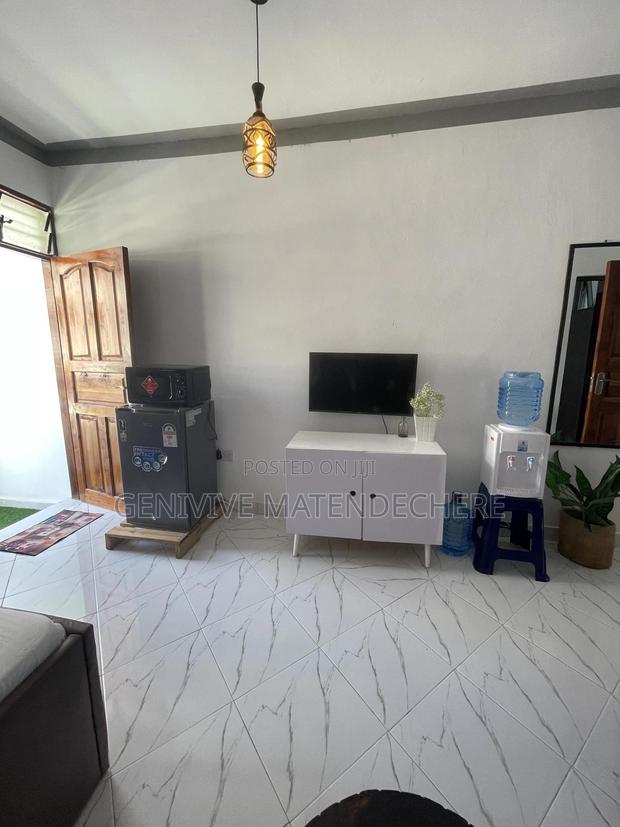 Studio in Bamburi Near the Beach - thumbnail 6