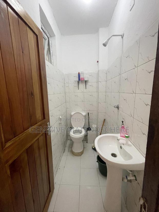 Studio in Bamburi Near the Beach - thumbnail 7