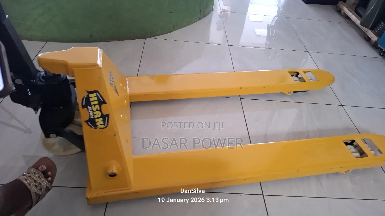 Hisaki 3-Tonne Hand Pallet Truck