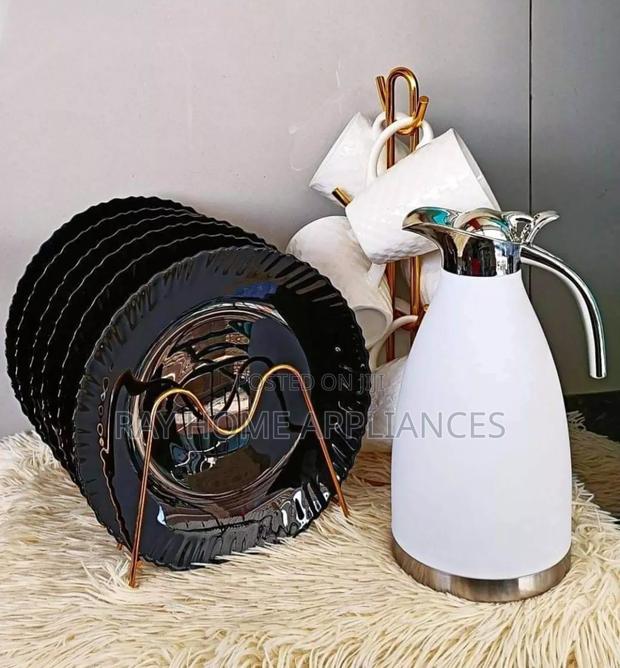 Breakfast Sets 
6 PCS Plates
6 PCS Tea Cups 
2 LTRS Flask