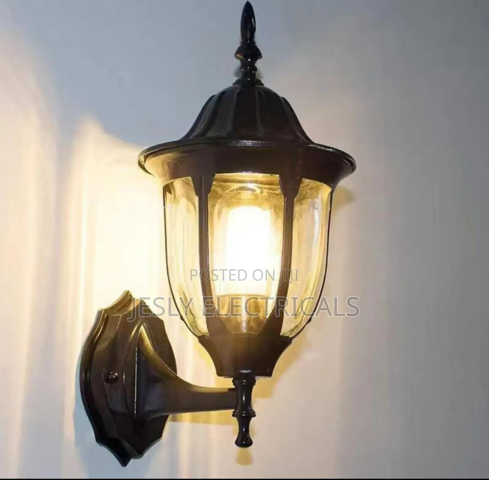 Outdoor Wall Light