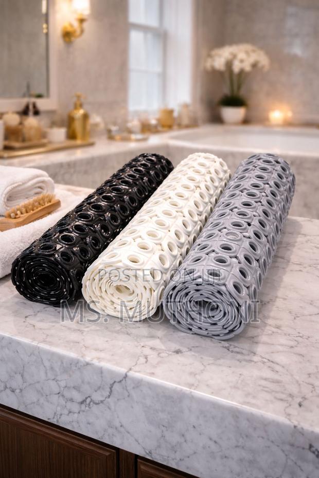 Heavy Anti-Slip PVC Bath Mat With Drainage Holes, (78*35)