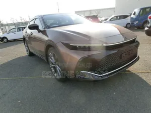 Toyota Crown 2022 Brown