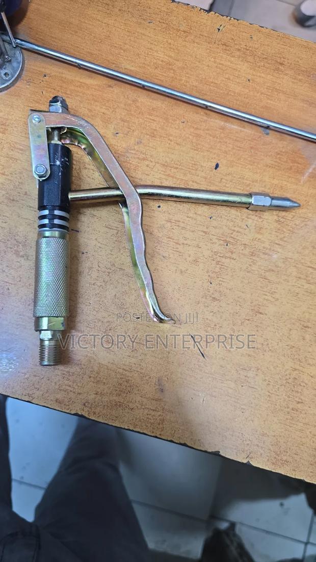 Bucket Grease Gun Nozzle - main view